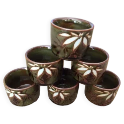 6 tasses
