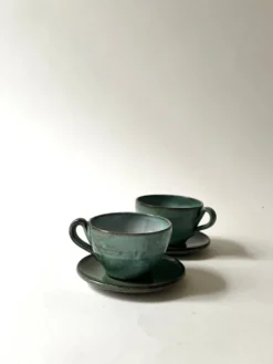 Tasses a café en céramique émaillée fait main et signée, La borne vers 1950