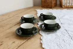 4 tasses à café bistrot vintage avec soucoupes