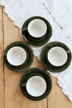 4 tasses à café bistrot vintage avec soucoupes