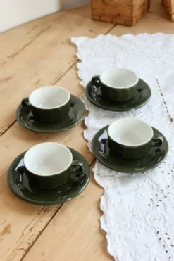 4 tasses à café bistrot vintage avec soucoupes