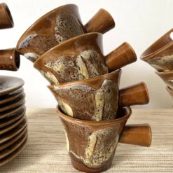 Tasses à café en céramique fat lava années 70
