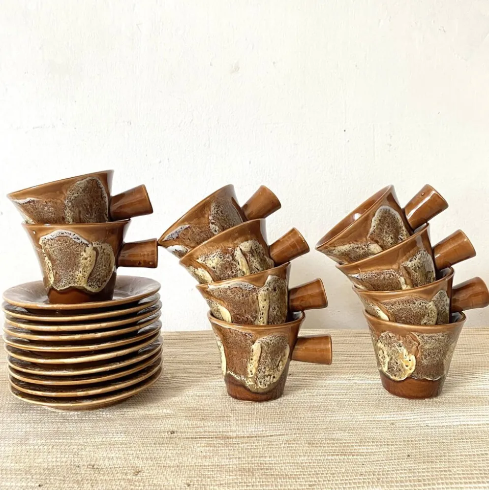 Tasses à café en céramique fat lava années 70