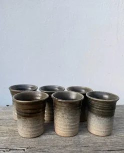 6 tasses à café en céramique terre cuite