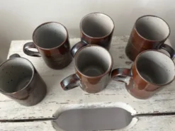 6 tasses à café en grès