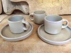 Tasses à café en grès