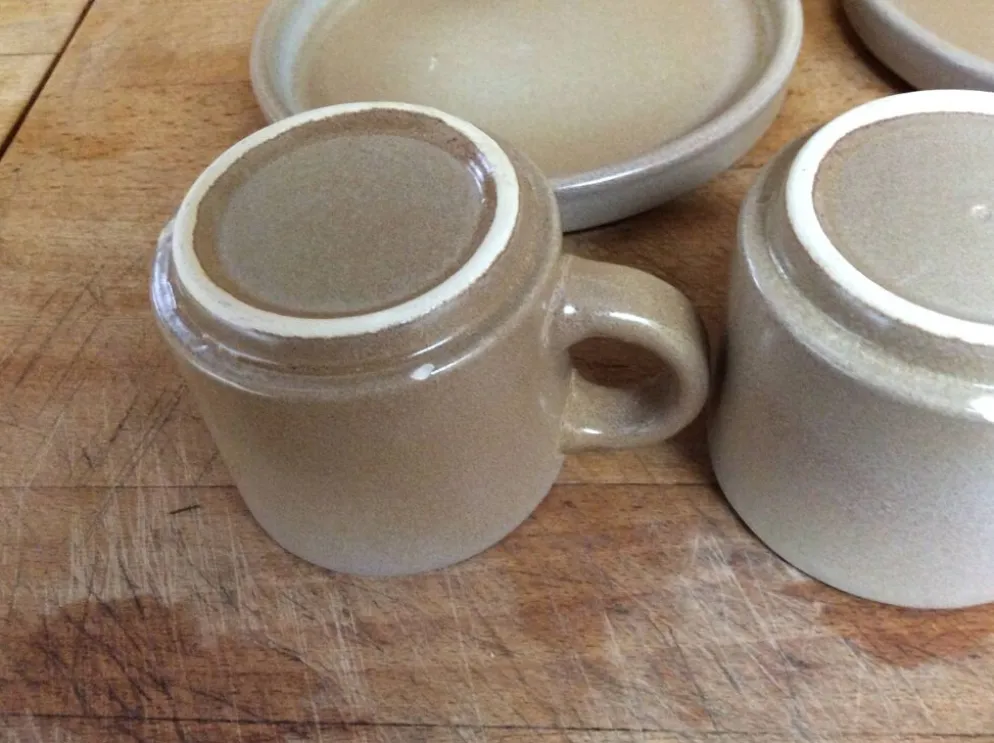 Tasses à café en grès