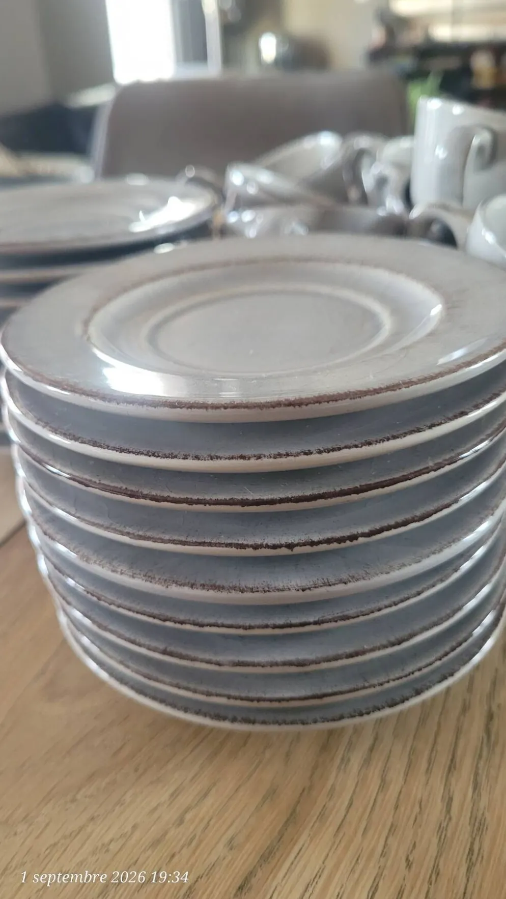 17 tasses à café et sous-tasses en grès peintes main ( idéales pro / b