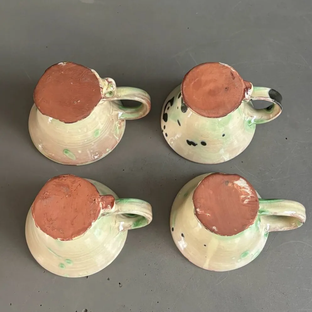 4 tasses en céramique artisanale - Ref 1361