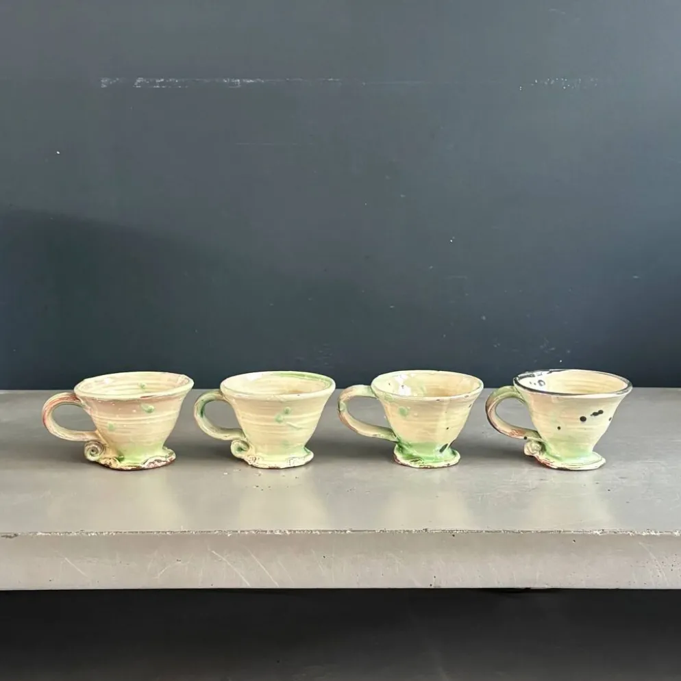 4 tasses en céramique artisanale - Ref 1361