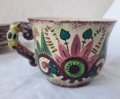 Tasses en faïence de Quimper Fouillen