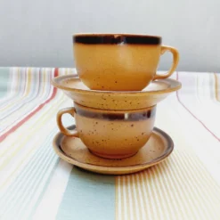 Tasses en grès