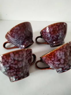 Tasses en grès