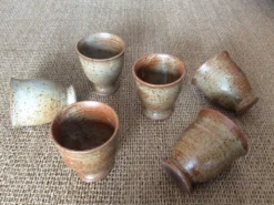 6 tasses en grès