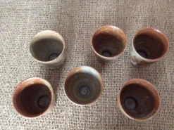 6 tasses en grès