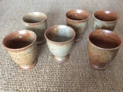 6 tasses en grès