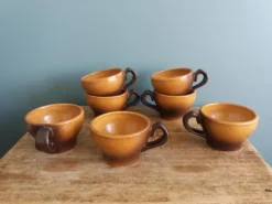 Tasses en grès