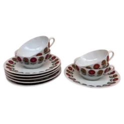 4 tasses en porcelaine 1970