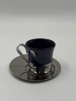 4 tasses à espresso avec supports chromés et soucoupes, Mid-Century Modern