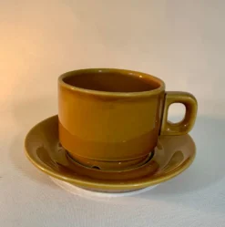 Tasses et soucoupes