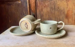2 tasses et soucoupes en grès Jean Austruy