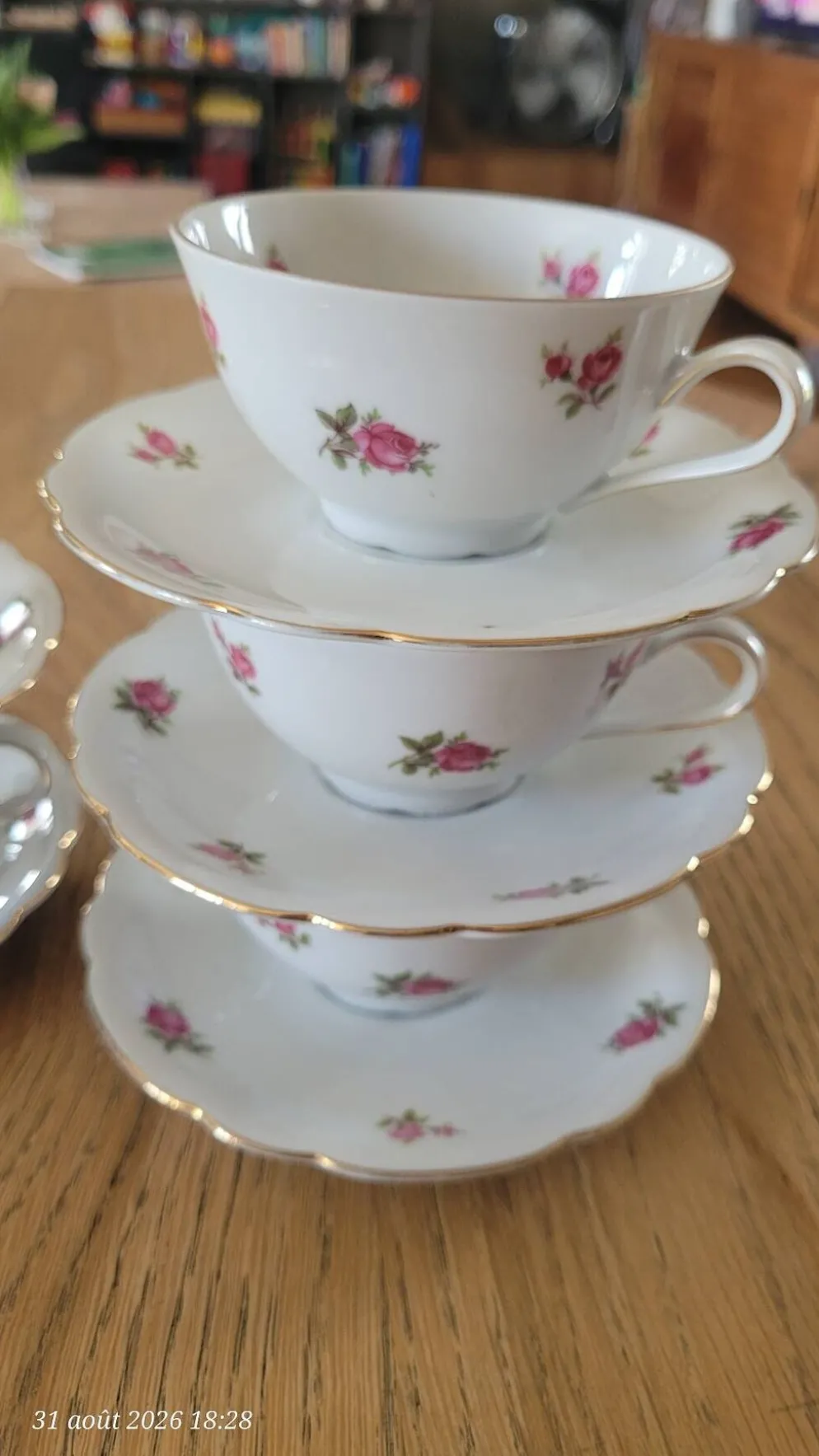 5 tasses et sous-tasses Seltmann Weiden Bavaria Modèle Nora