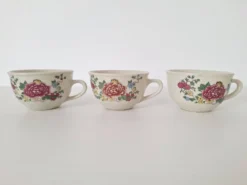 Tasses à fleurs Chi Kiang Stoneware vintage