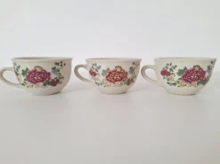 Tasses à fleurs Chi Kiang Stoneware vintage