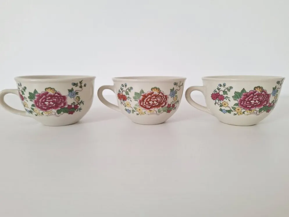 Tasses à fleurs Chi Kiang Stoneware vintage