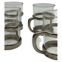 Tasses modernistes avec supports sculpturaux en acier, années 1970