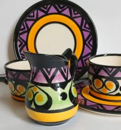 2 tasses & pot à lait Saint-Jean-de-Bretagne.