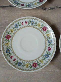 6 tasses + soupes anciennes/ années 50