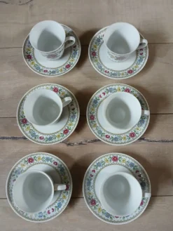 6 tasses + soupes anciennes/ années 50