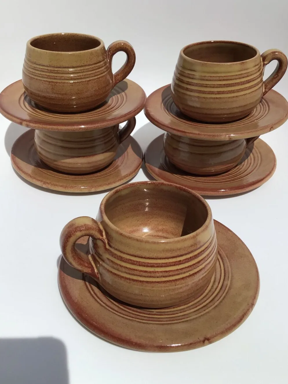 5 tasses Vallauris terre cuite artisanale brun rouge