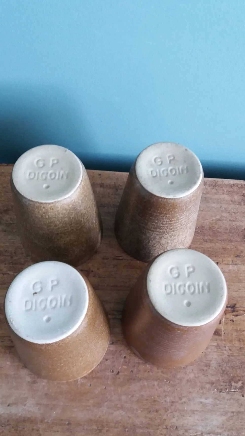 Tasses verres gobelets Digoin en grès émaillé