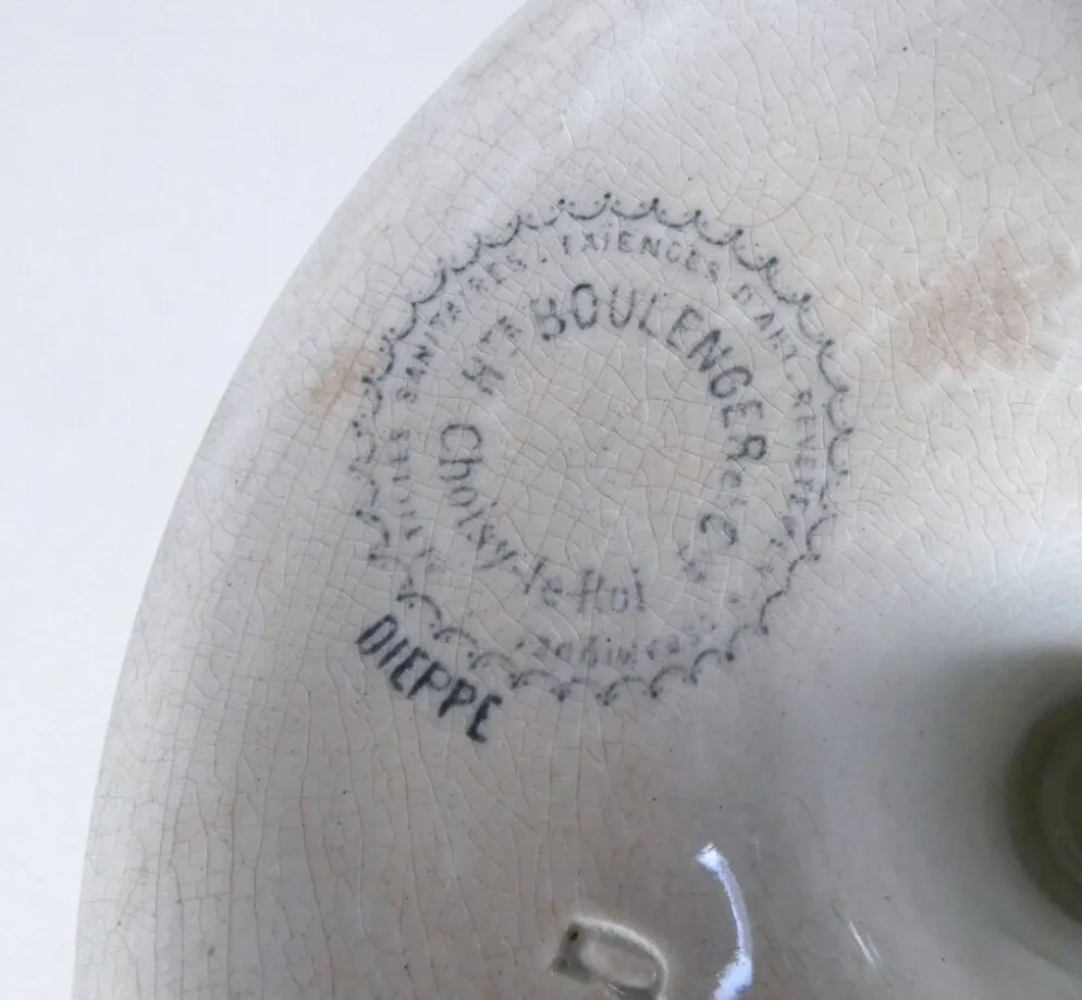 Terre de fer assiette sur pied compotier Boulenger Choisy le Roi