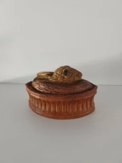 Terrine en porcelaine trompe-l'oeil pâté lièvre lapin