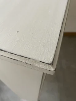 Tete de lit blanche