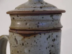 Theiere ou cafetiere en grés de Gustave tiffoche