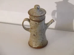 Theiere ou cafetiere en grés de Gustave tiffoche