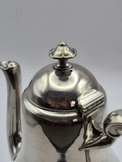 Theière/verseuse ancienne, métal argenté, maison Christofle – A499
