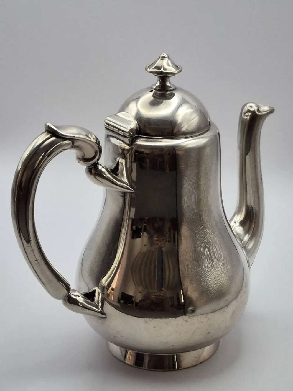 Theière/verseuse ancienne, métal argenté, maison Christofle – A499