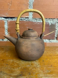 Théière ancienne terre cuite + anse en bambou style japonais vintage
