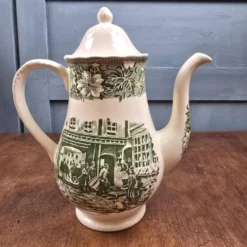 Théière anglaise vintage Royal Tudor Ware Coaching Taverns