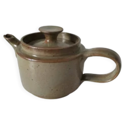 Théière artisanale en grès, style japonisant, esprit Puisaye, 1960-1970