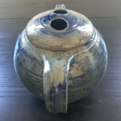 Théière bleue en grès