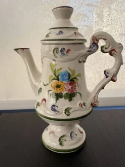 Théière en céramique