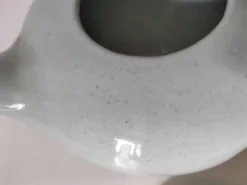 Théière en céramique émaillée céladon moucheté