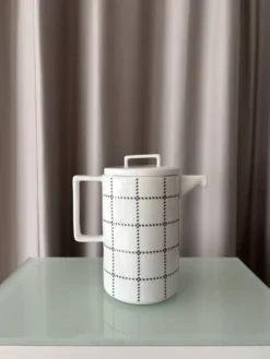 Théière en céramique scandinave Vinga de Suède