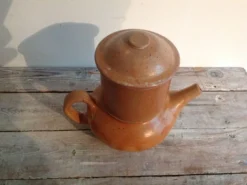 Théière en grés